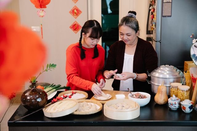 These easy Chinese food recipes use one base sauce formula across 15 dishes — chicken, beef, and tofu — so you only need to learn the system once.