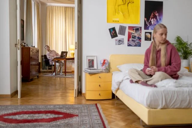 bedroom furniture for teenagers