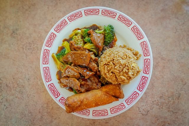 General Tso beef chinese food has real, documented history — and a lighter texture than the chicken version. See the recipe and calorie facts here.