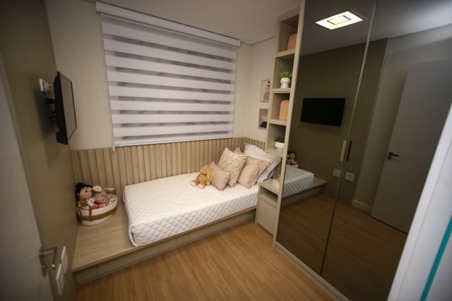 small bedroom storage