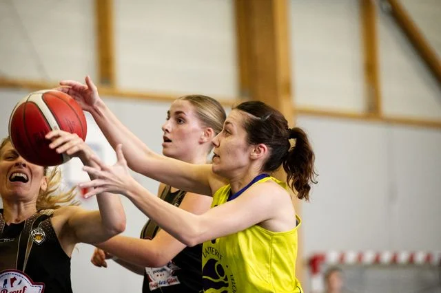 michigan women's basketball vs usc women's basketball match player stats